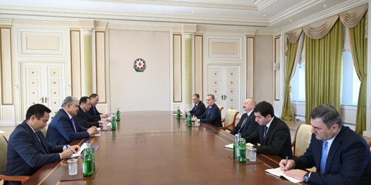 Prezident qazaxıstanlı nazirləri qəbul etdi - FOTOLAR