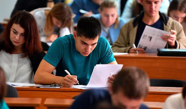 Tələbələr bu tarixlərdə distant oxuyacaq