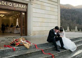 Göygöldə FACİƏ: Oğlunun toyunda başına aqlay daşı düşən ata ÖLDÜ