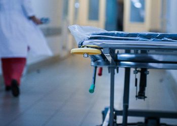 Sinif yoldaşı tərəfindən yandırılan şagirdin vəziyyəti açıqlandı