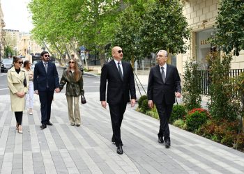 Prezidentlə ailəsi İslam Səfərli küçəsinin açılışında - FOTOLAR