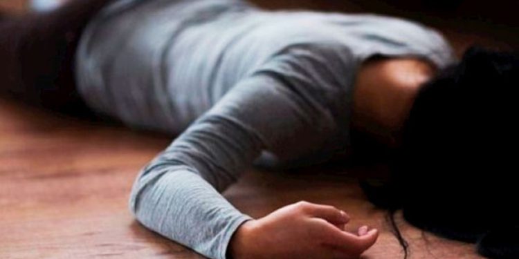 Yardımlıda 25 yaşlı qızın meyiti tapıldı