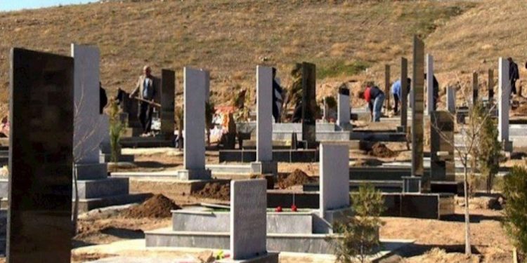 Ərinin məzarını ziyarətə gedən qadın facəvi şəkildə öldü