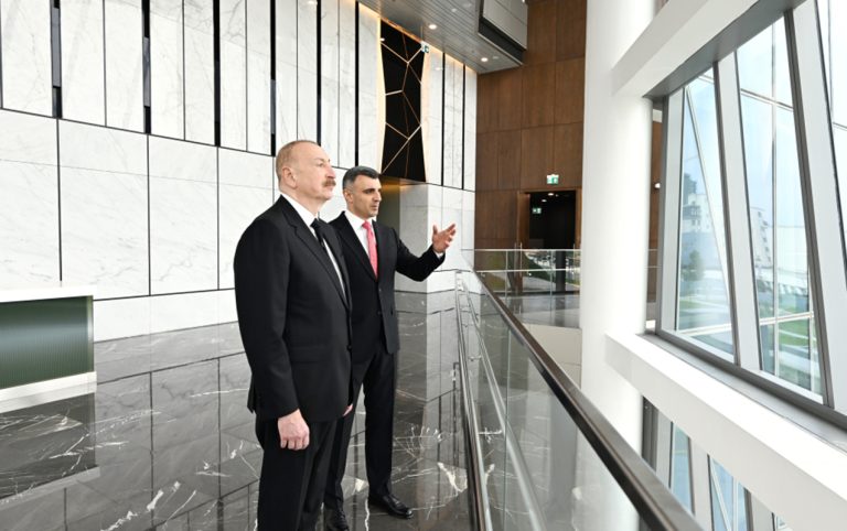 Prezident Mərkəzi Bankın yeni binasının açılışında – FOTOLAR