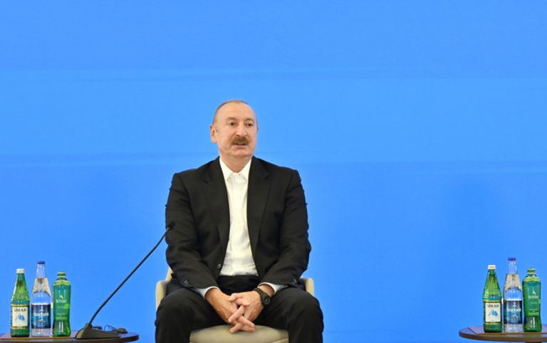 “Həm Qərb, həm də Şərq qonşularımızla əlaqələrimiz əladır”