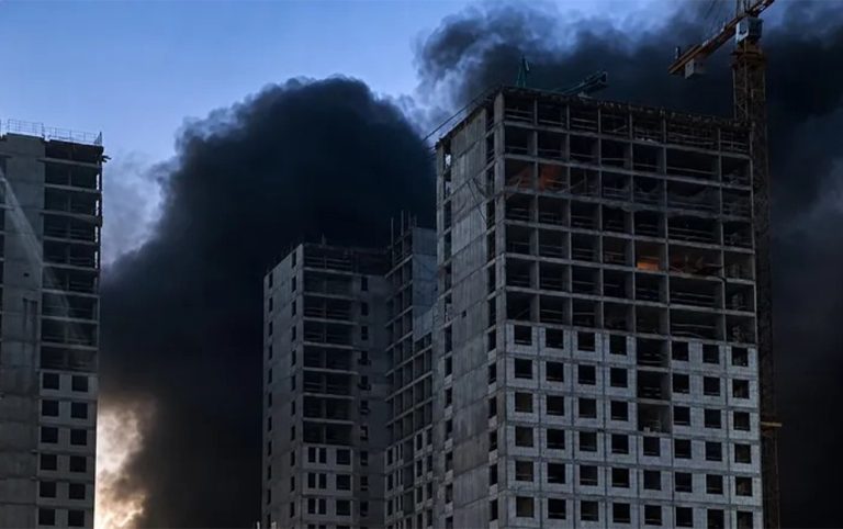 Moskvaya rekord sayda dronla hücum – VİDEO