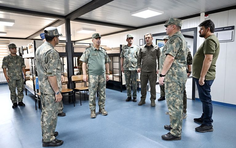 Zakir Həsənov yeni hərbi obyektlərə baxış keçirdi – FOTOLAR