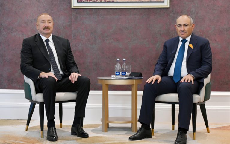 Əliyevlə Paşinyan Bişkekdəki görüşdə nələri müzakirə etdi?
