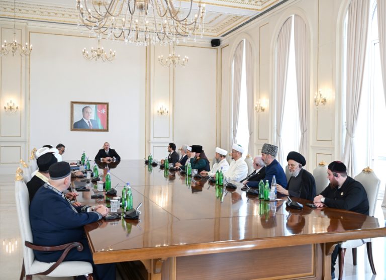 Azərbaycan İslam həmrəyliyini təmsil edən ölkədir