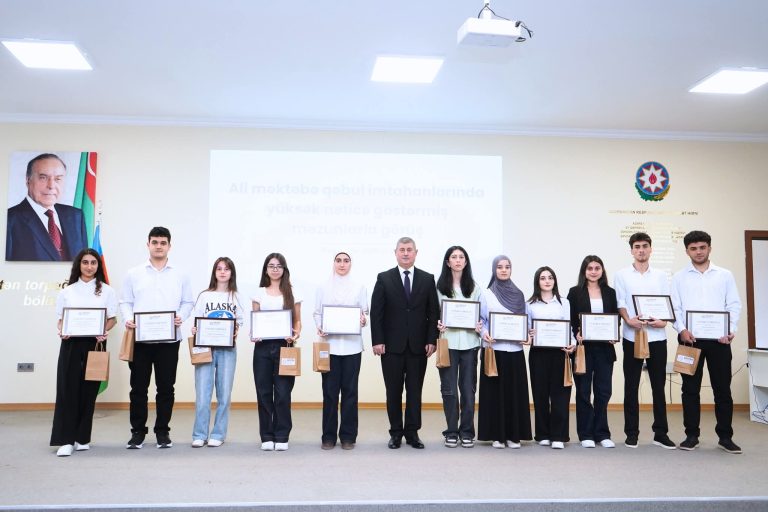 Region üzrə yüksək bal toplayan məzunlarla görüş keçirildi – FOTOLAR