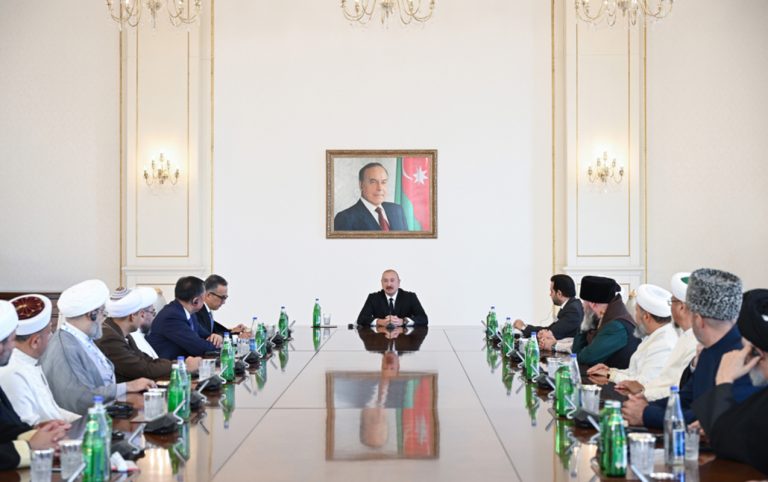 Prezident Bakıda keçirilən beynəlxalq konfransların iştirakçılarını qəbul etdi – FOTOLAR