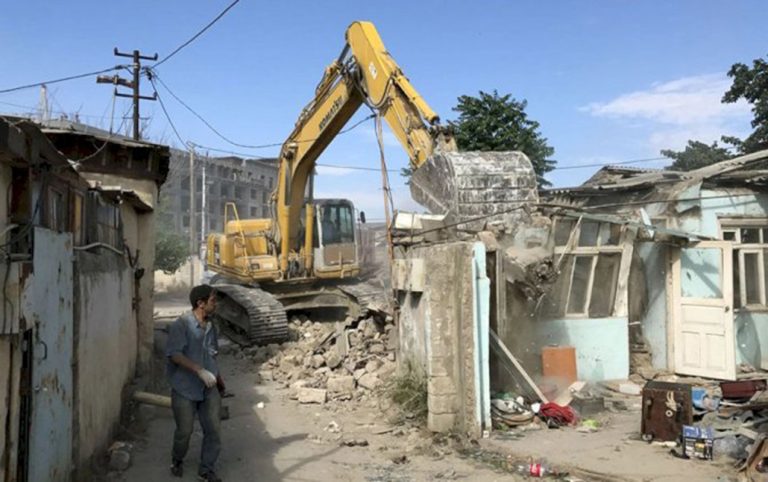 “Sovetski”də söküntü ərazisindən meyit tapıldı – Yenilənib